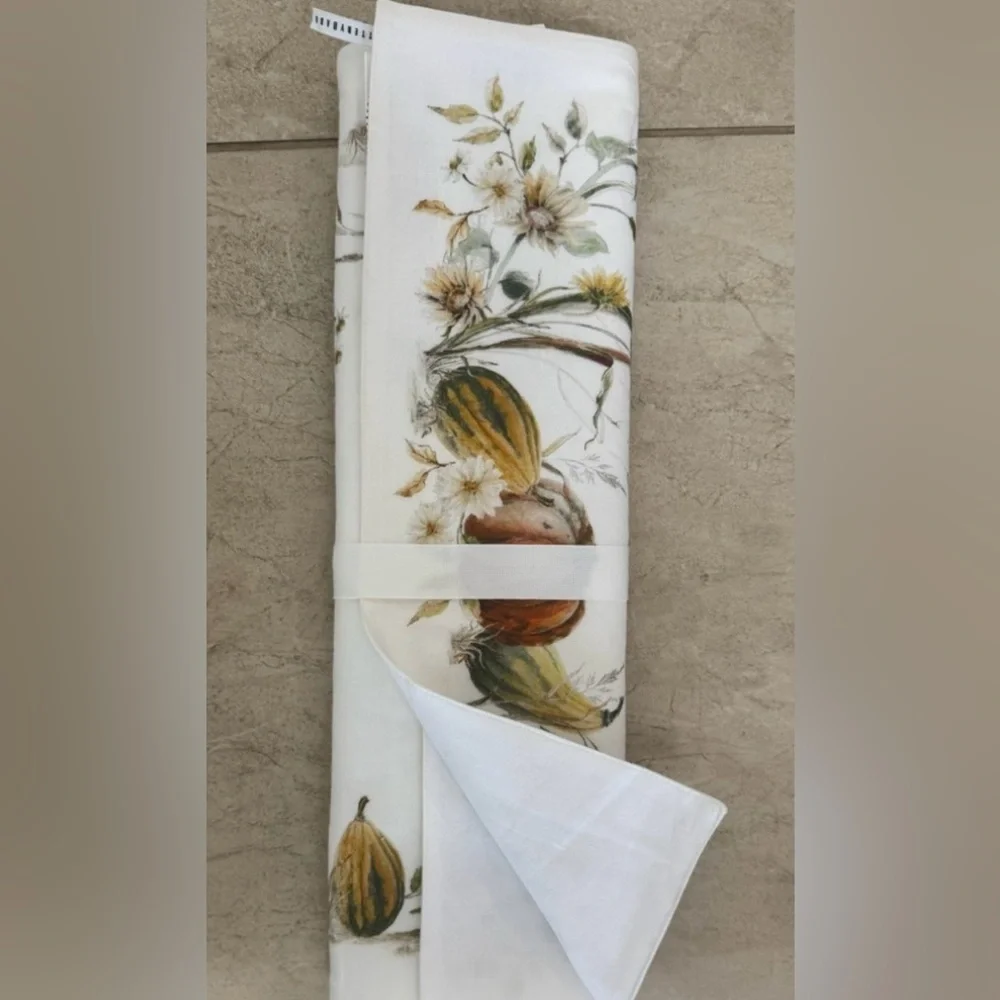 Pottery Barn Bedford Harvest Cotton/Linen Table Runner